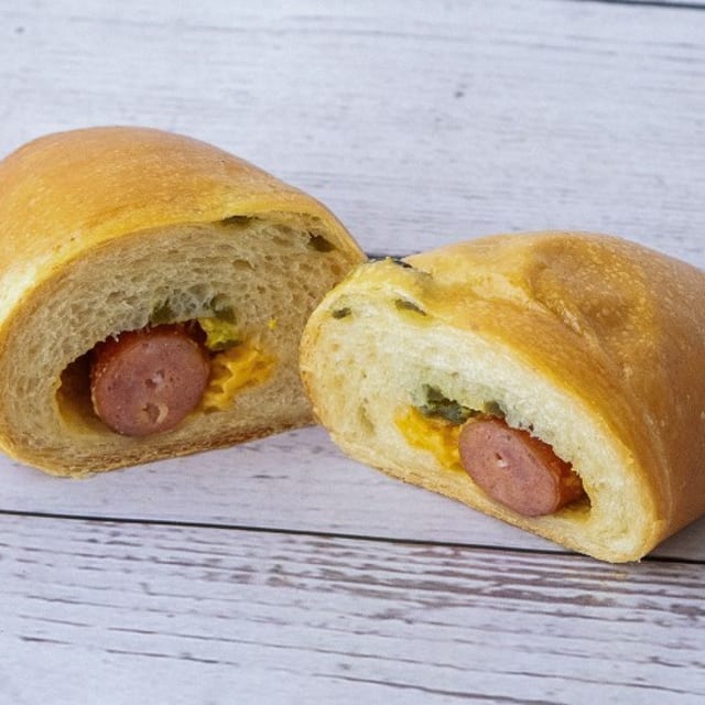 Spicy Sausage & Cheese.