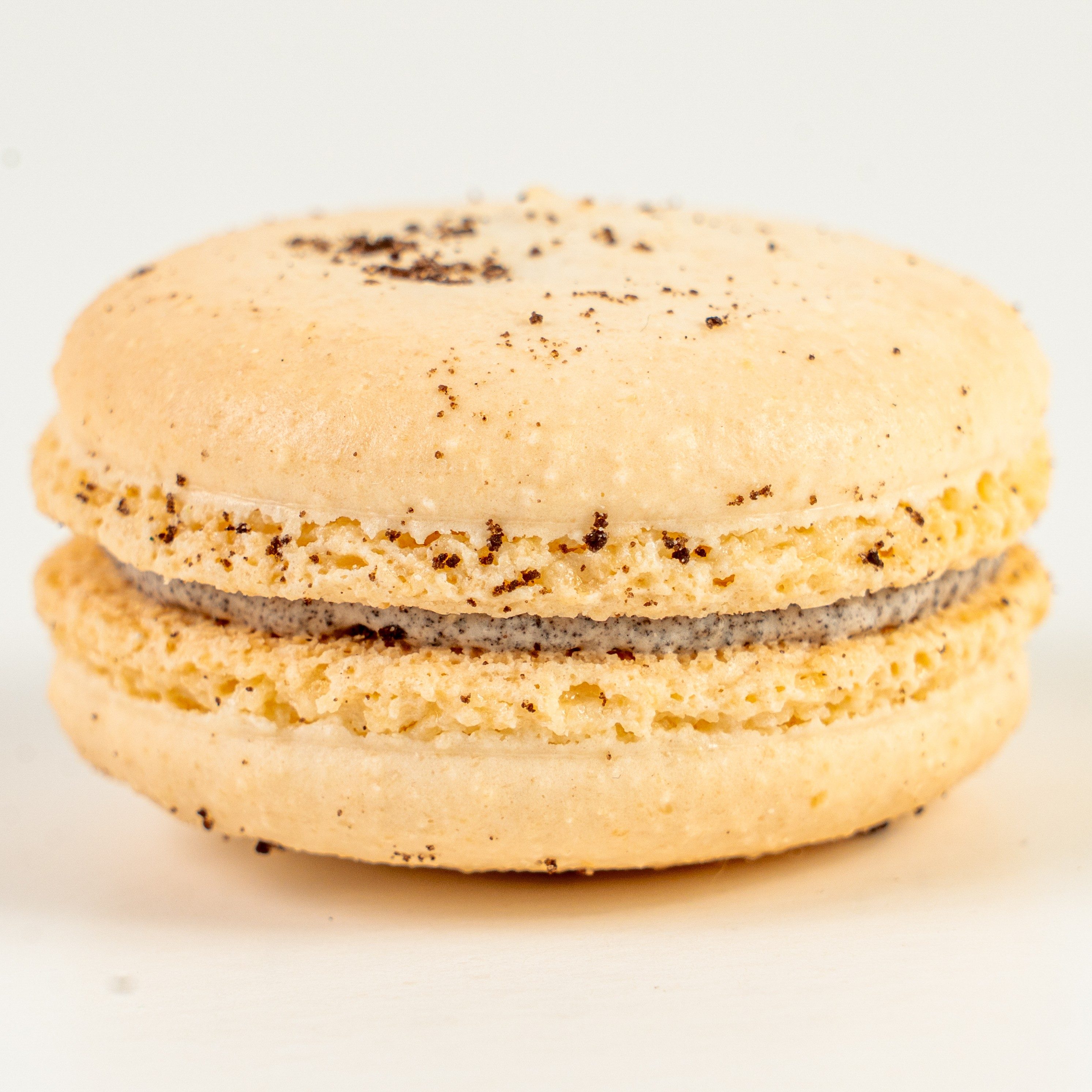 Cookies n Cream Macaron.