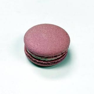 Raspberry Macaron