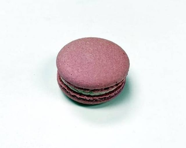 Raspberry Macaron.