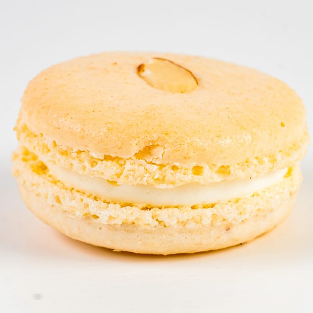 Almond Macaron.