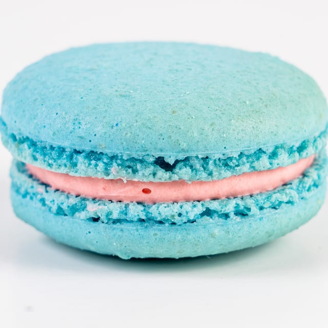 Cotton Candy Macaron.